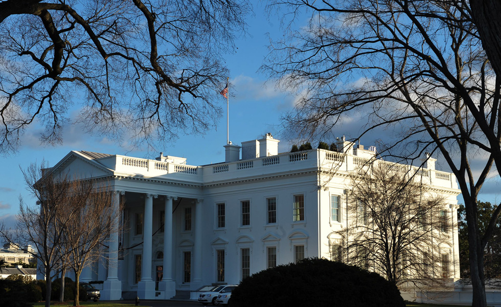 Casa Blanca condena amenazas republicanas de retrasar voto confirmación Hagel
