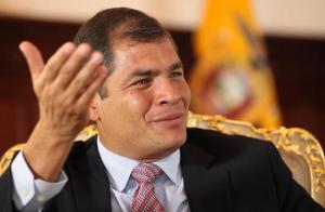 Correa: renuncio si se comprueba que tengo dinero en Suiza
