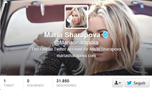 La sexy Sharápova se suma a la fiebre de Twitter