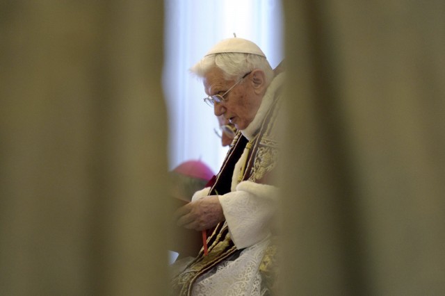 Mensajes de agradecimiento y pesar por la renuncia del papa Benedicto XVI