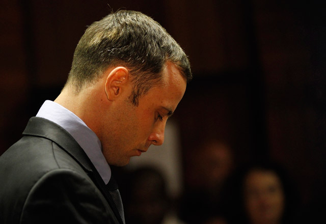 Pistorius deja de entrenar por estar en profundo duelo