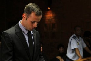 Pistorius encargó seis armas de fuego antes de matar a su novia