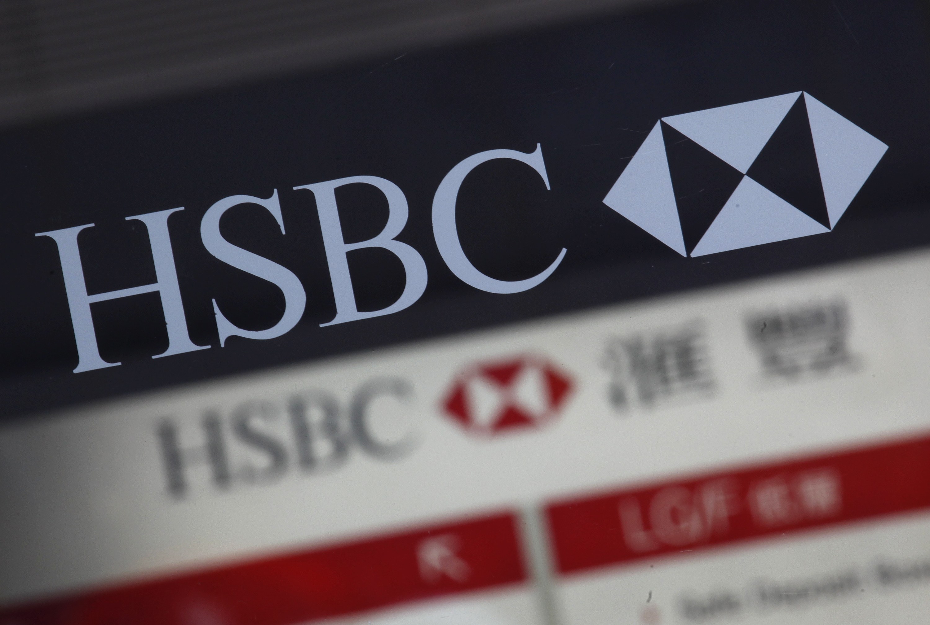 Banco británico ha pedido a 40 embajadas que cierren sus cuentas