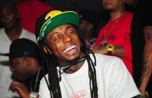 Por fumar marihuana Lil Wayne fue expulsado de un vuelo en EEUU