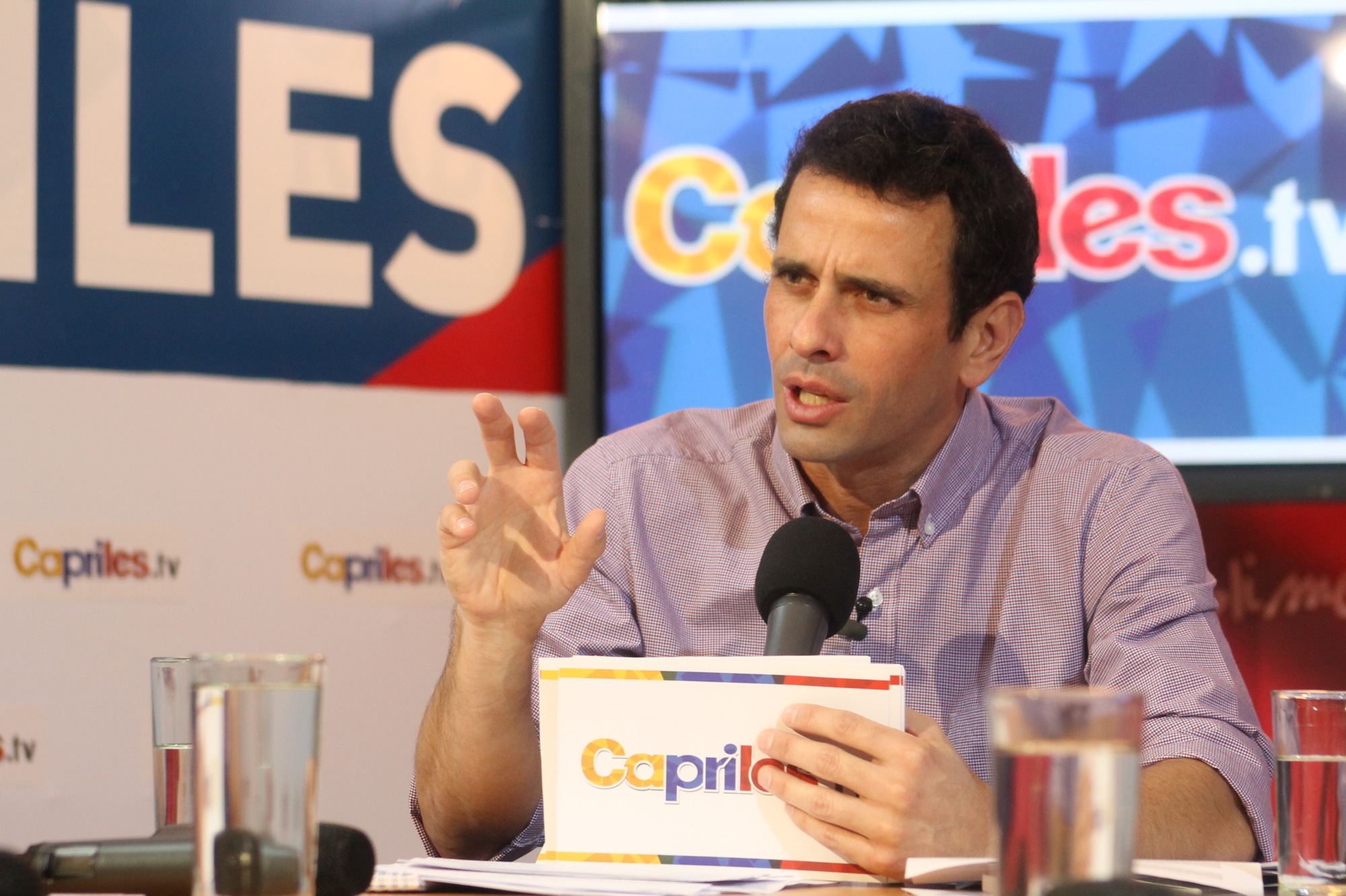 Capriles: Mientras el pueblo necesita seguridad, Maduro anda paseando