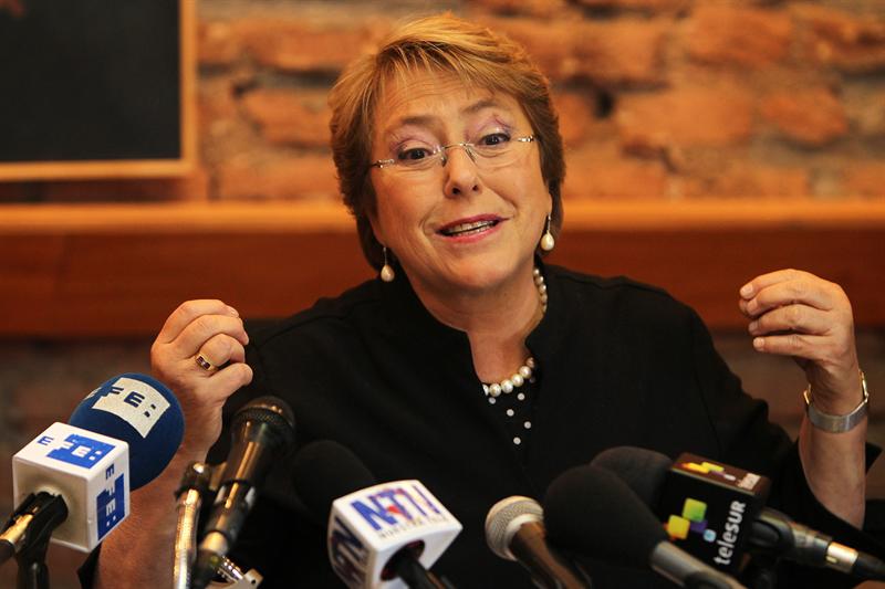 Bachelet: Fue un error de Bolivia llevar a Chile a La Haya