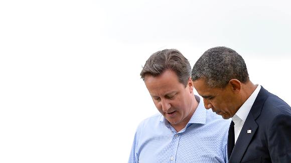 Obama y Cameron discuten respuesta a situación en Siria