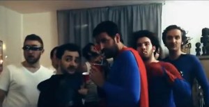 Por ésto los superhéroes no hacen muchas fiestas (Video)