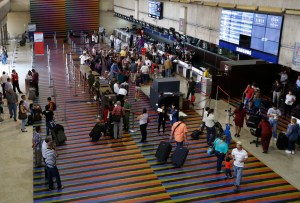AFP: Se derrumba en Venezuela la ficción de viajes principescos a tarifas de remate