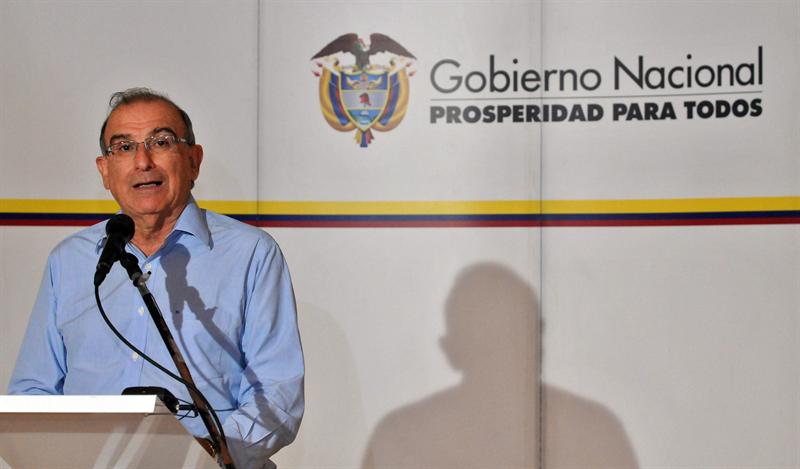 Gobierno colombiano dice no sentirse amenazado por informe de las Farc