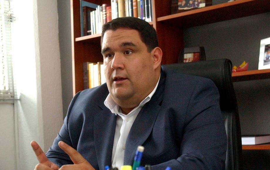 “Entre bravuconadas e inconstitucionalidades el régimen reanuda persecución política en la AN”