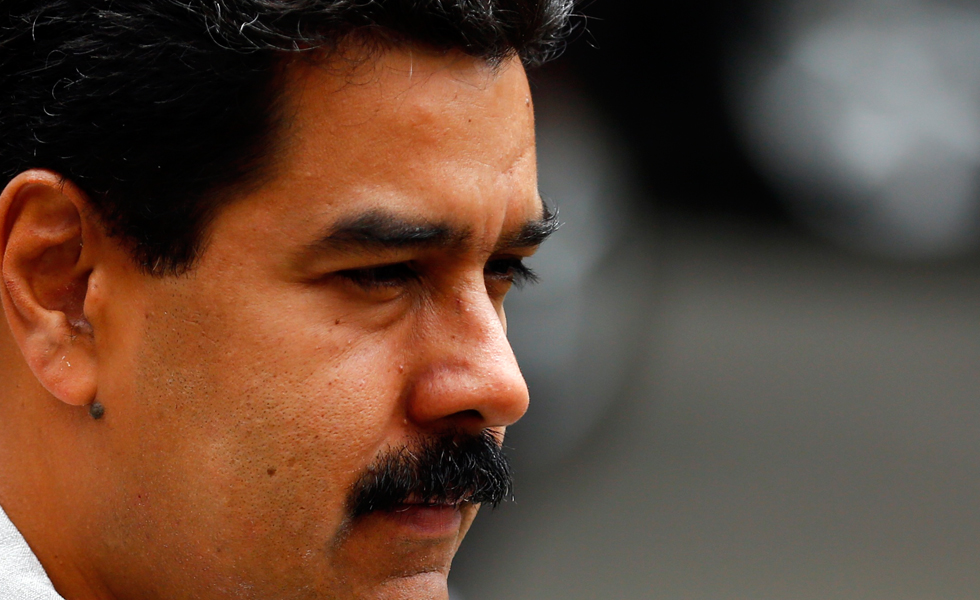 El País: Dos ex colaboradores vaticinan pronta caída del presidente venezolano