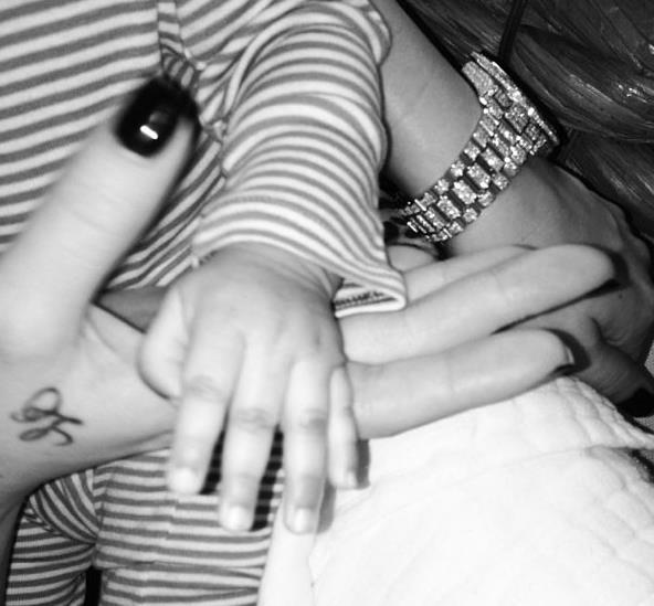 Khloe Kardashian publica una adorable foto de North West