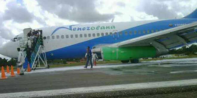 Avión de Venezolana aterriza de emergencia en Maiquetía