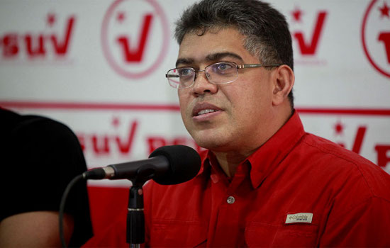 Jaua rechaza ausencia de Capriles en reunión con Maduro