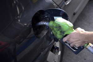 Gobierno ha rodado el aumento de la gasolina