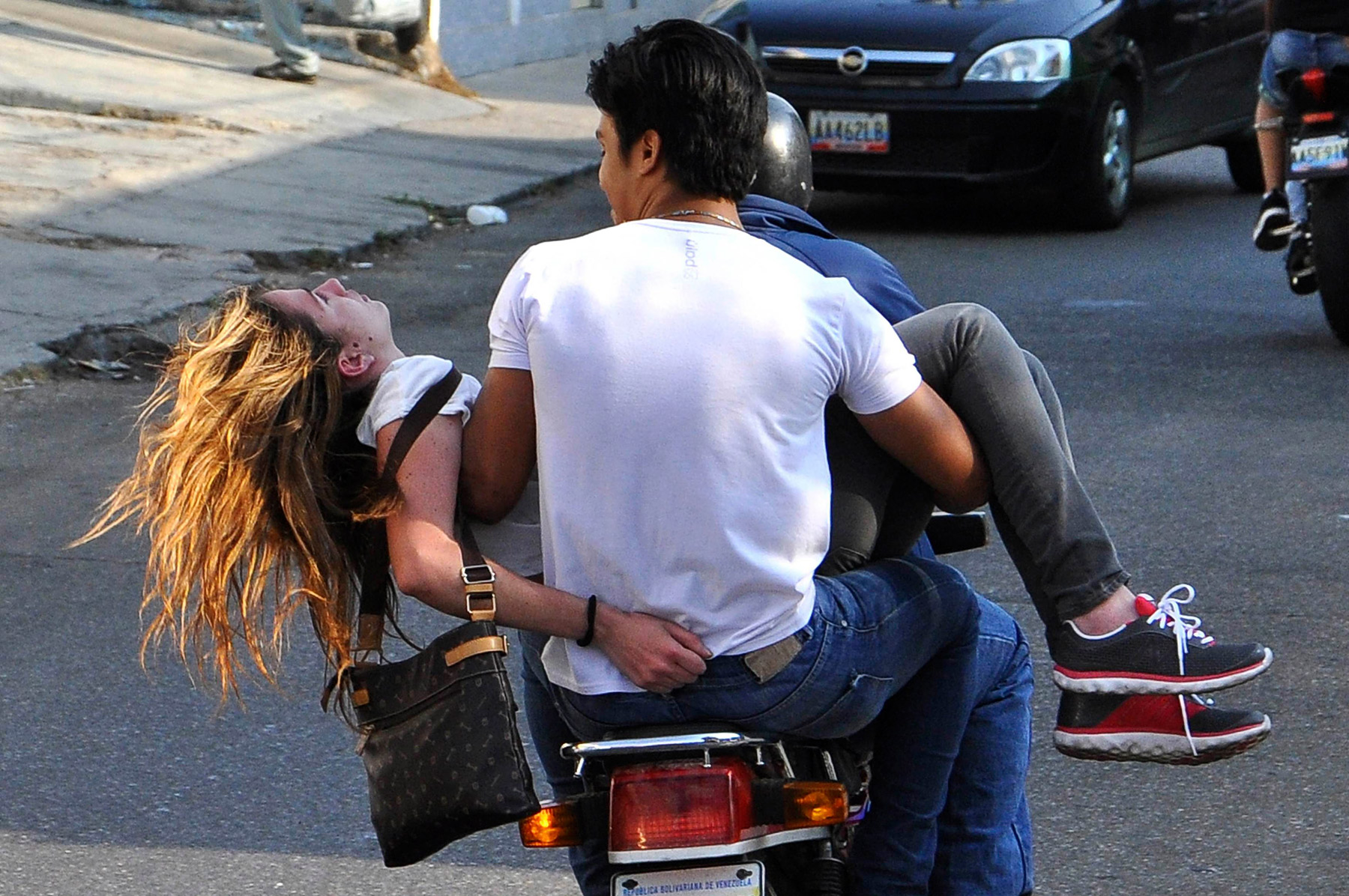 Murió Génesis Carmona, herida de bala en la cabeza tras “ataque fulminante” durante manifestación (Video)