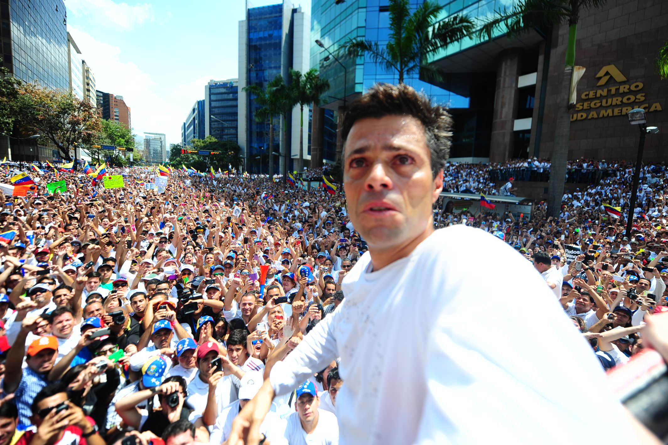 Leopoldo López enfrenta por segundo día consecutivo audiencia preliminar