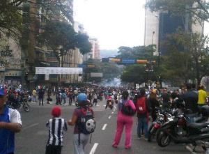Continúa represión a manifestantes en Altamira (Fotos)