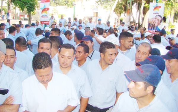 Trabajadores de Toyota se movilizan ante la crisis