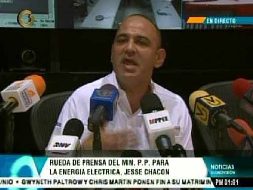 Jesse Chacón: Incendio en El Ávila fue producto de un objeto encendido