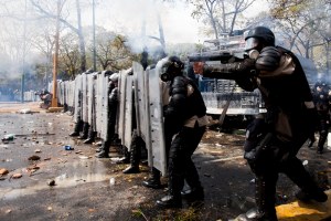 Amnistía denuncia impunidad en Venezuela un año después de las protestas