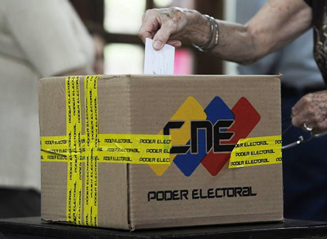 El 70% de los venezolanos considera que con elecciones se solventaría la crisis