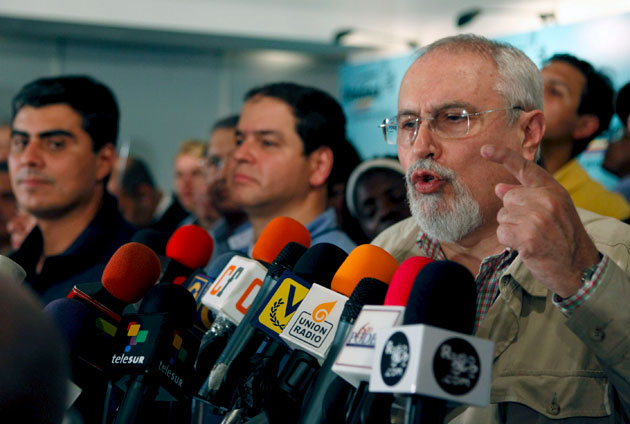 Por “principal impulsor de la democracia” la MUD recibe premio en España