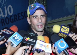Capriles: Están comprando medios con dinero de la corrupción para callar la voz del pueblo