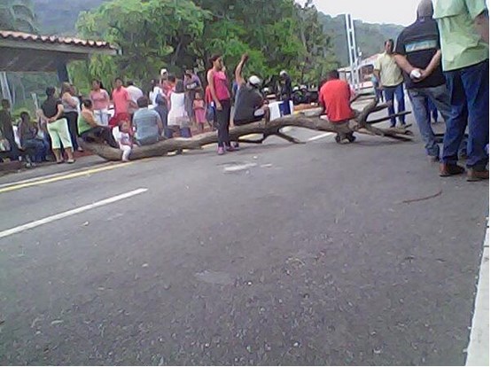 Protestan en Trujillo por falta de agua #9J (Fotos)
