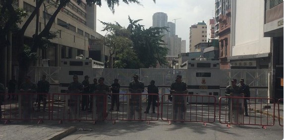 Así se encuentran los alrededores del Palacio de Justicia este #12J (Foto)