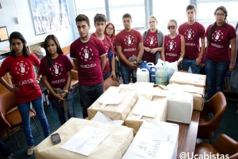 Estudiantes realizaron donaciones al Hospital Universitario de Caracas