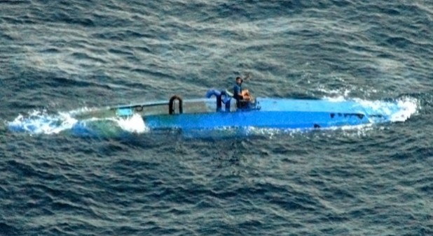 Cae en Colombia banda que construía “narcosubmarinos” para transportar cocaína