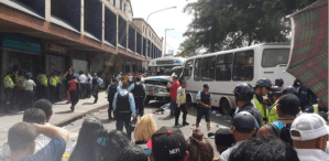 Choque de autobuses en Valencia deja un muerto y cuatro heridos