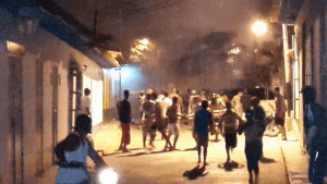 Con “gas del bueno” reprimieron protestas en Choroní