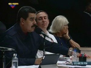 Según Maduro, el nuevo sistema de precios del combustible “surgirá del pueblo”