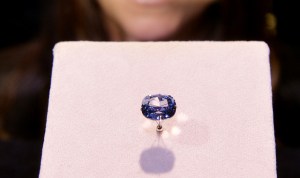 A la vista diamante azul de 12 quilates en el Museo de Los Ángeles (Fotos)