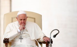 El papa llama hipócritas a los cristianos que en nombre de la ley olvidan la justicia y el amor