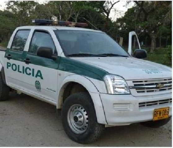 Mueren dos policías en ataque con explosivos en Colombia