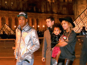 Beyoncé y su familia de vacaciones en París