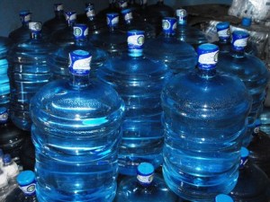 Aumenta el precio de los botellones de agua en Aragua