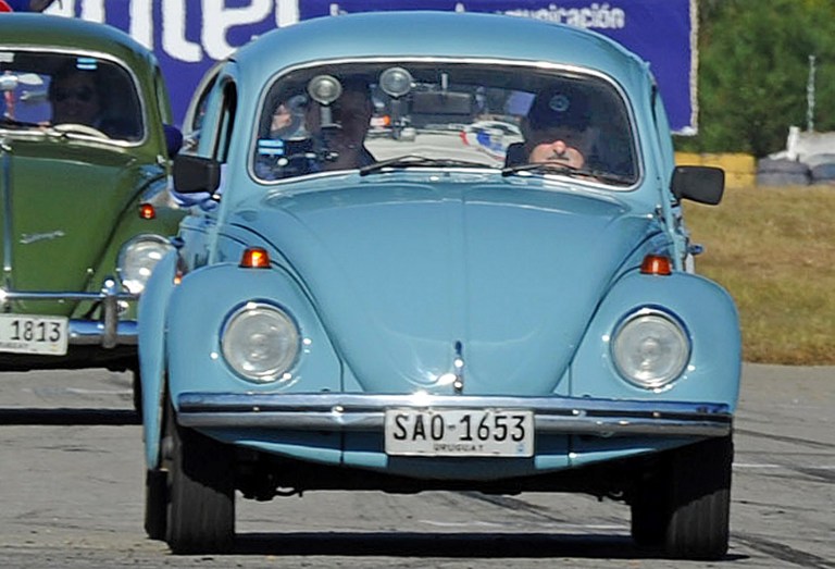 Jeque árabe ofrece un millón de dólares por el Escarabajo de Pepe Mujica