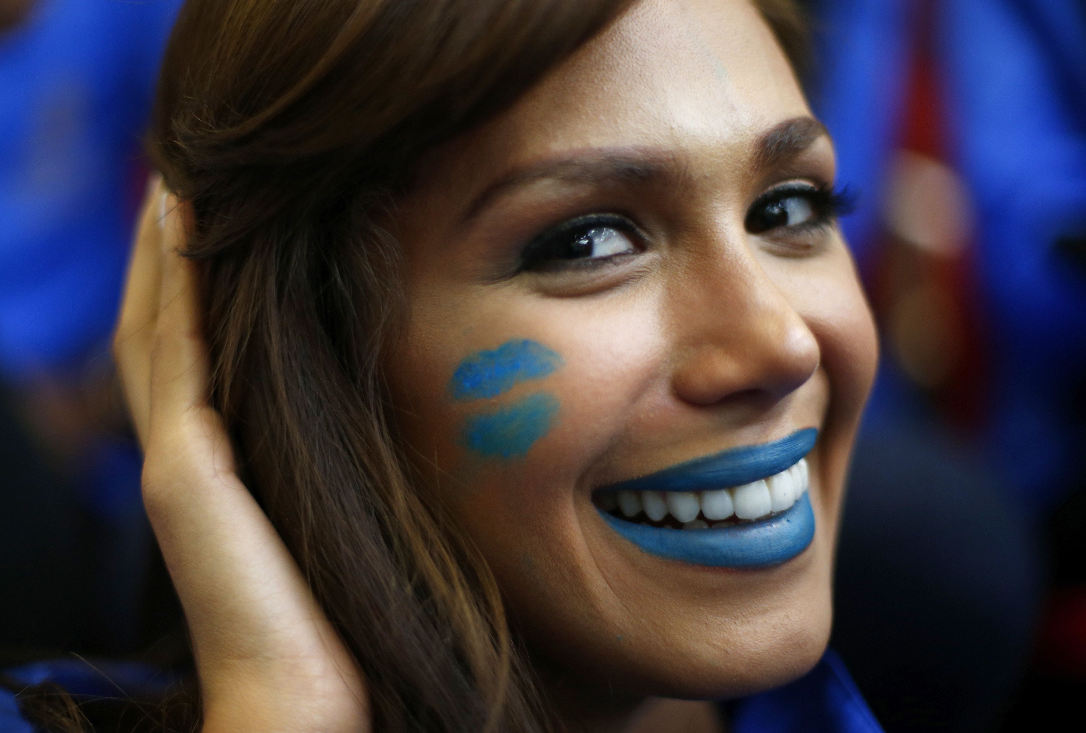Preciosa “bemba” azul de nuestra Miss Venezuela Mundo (FOTO)
