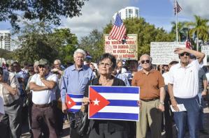 EEUU desata la esperanza en Cuba y divide al exilio de Miami