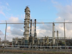 Rechazan acuerdo de Pdvsa que permitía vender refinería Hovensa