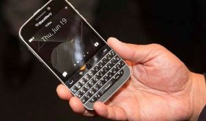 Blackberry presenta un smartphone para los nostálgicos