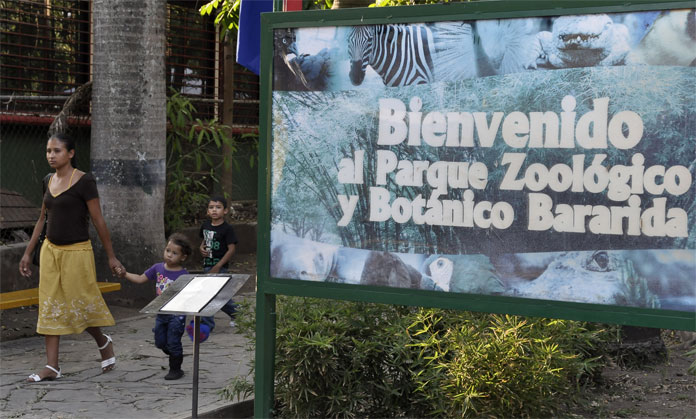 Trabajadores del zoológico Bararida exigieron mejores condiciones laborales y una atención adecuada para los animales