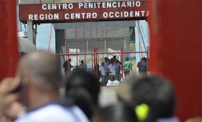 Un muerto y once heridos en el Centro Penitenciario Fénix de Barquisimeto
