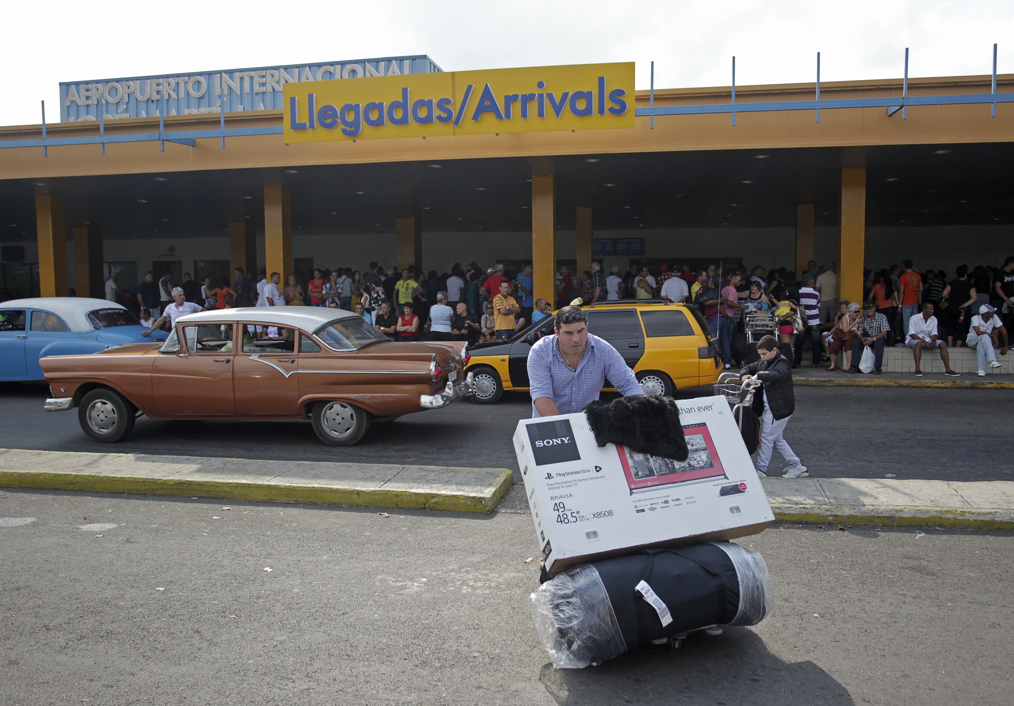 EE UU y Cuba hablarán sobre servicio aéreo la próxima semana en La Habana