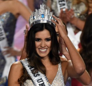Paulina Vega entrega a Colombia su segunda corona como Miss Universo (FOTOS)